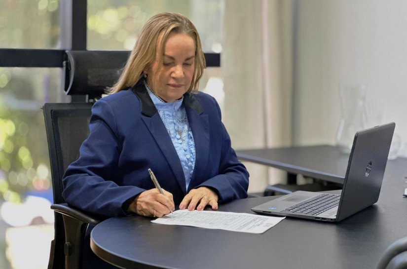 Nova secretária assume Serfi com foco em artesanato e captação de investimentos