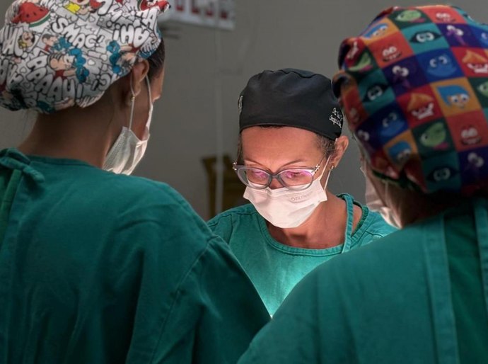 Diagnóstico precoce e cuidado integral garantem tratamento eficaz de câncer de tireoide no Hospital Metropolitano