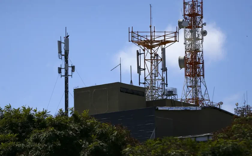 Anatel libera 5G para mais 395 municípios