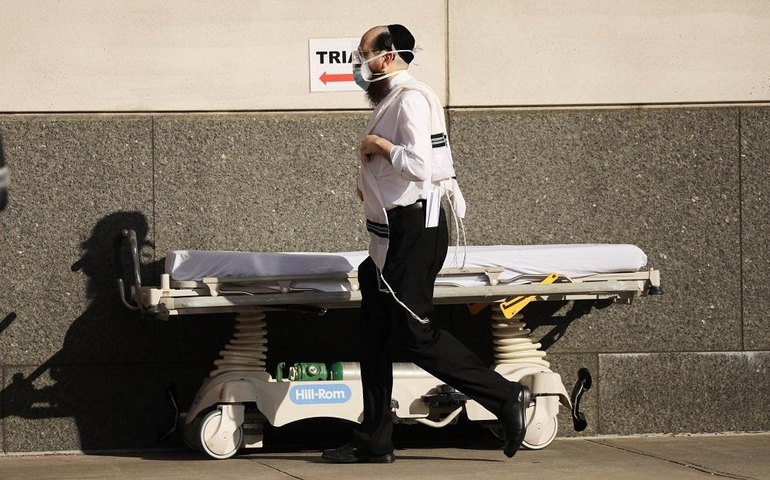 Nova York registra menor número de internações desde o início do confinamento