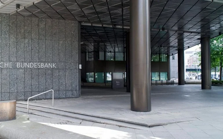 Deutsche Bank perde disputa judicial contra acionistas do Postbank