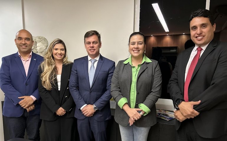 Secretaria de Desenvolvimento firma parceria com a OAB/AL para criação de Comissão do Direito Cooperativo