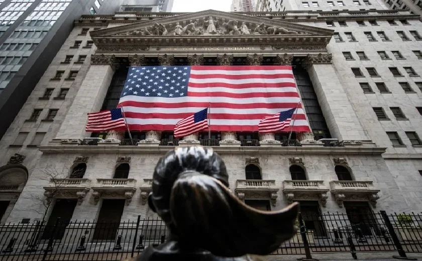 PMI dos Estados Unidos medido pelo ISM de Chicago recua a 44,6 em abril