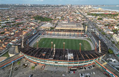 Rei Pelé recebe Jogo das Estrelas de Adriano Imperador neste sábado (22)
