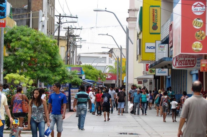 Intenção de consumo das famílias maceioenses aumenta, aponta pesquisa