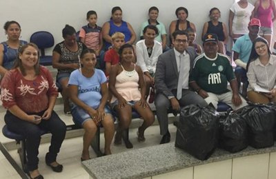 Em Tapera, transações penais permitem a entrega de cestas básicas para 22 famílias carentes