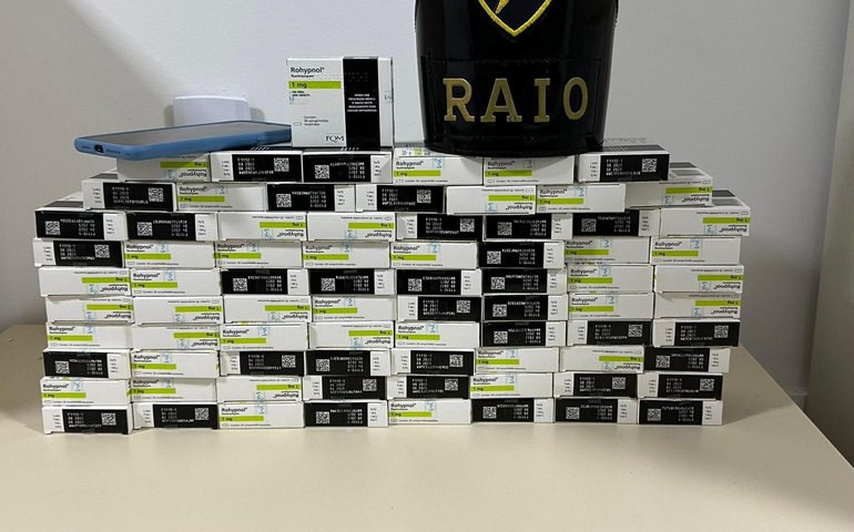 Polícia Militar apreende armas e drogas em ações em Maceió e no interior