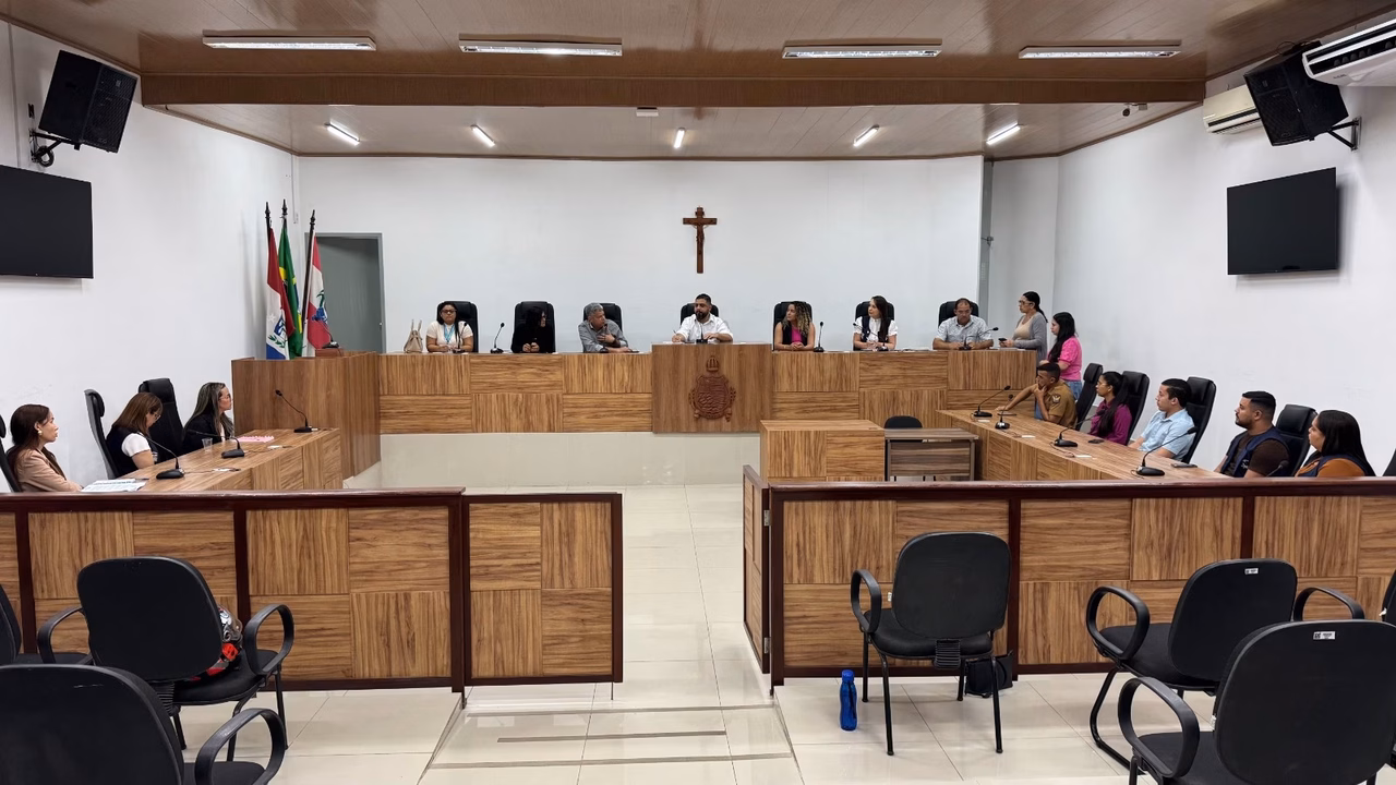 Prefeitura de Penedo apresenta novidades em assistência à saúde mental aos vereadores
