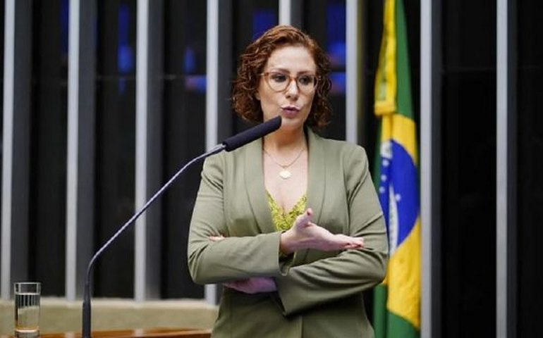Deputados tentam tirar dados negativos de próprios verbetes na Wikipédia
