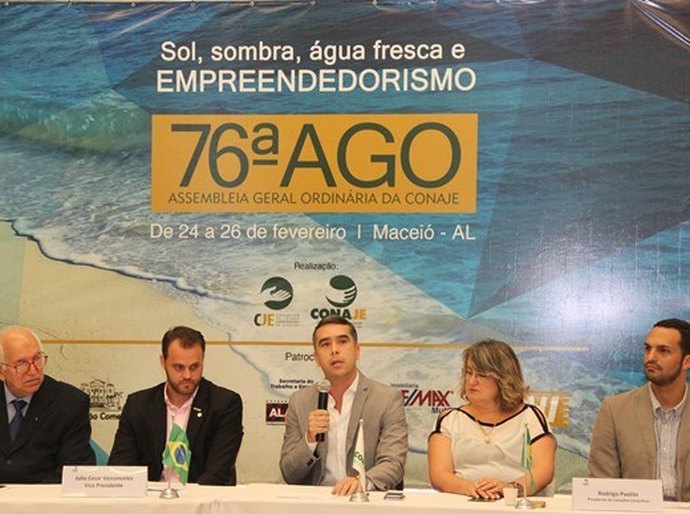 “Empreendedorismo é remédio para a crise”, diz secretário Rafael Brito