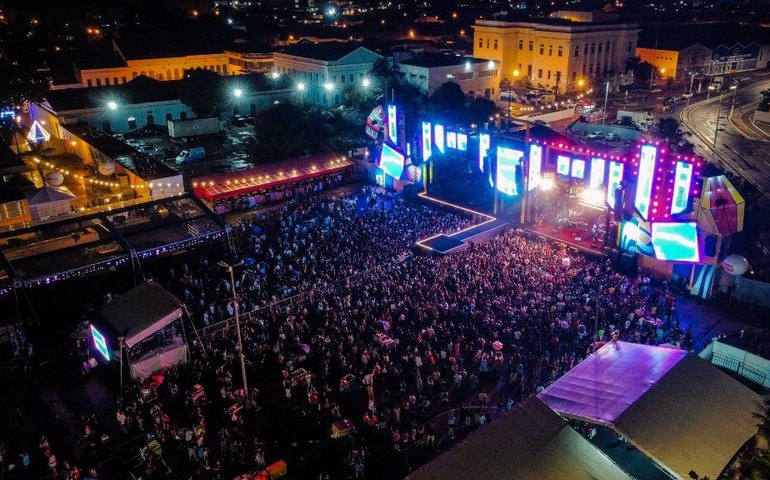 Jaraguá recebe nesta sexta maior São João do litoral do Brasil;  linhas de ônibus para o local são de graça