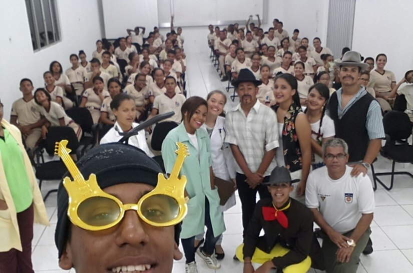 Teatro vira arma no combate ao aedes aegypti no Colégio Tiradentes