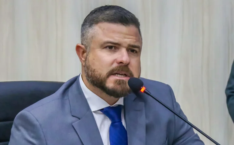 Câmara de Maceió avança com projeto que obriga exames de vista anuais em alunos da rede pública