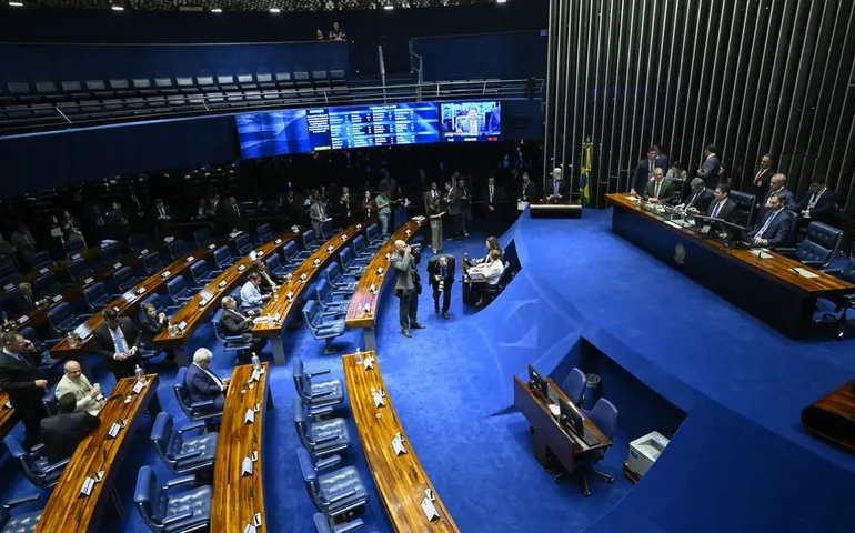 Senado aprova liberar de metas fiscais projetos estratégicos de defesa