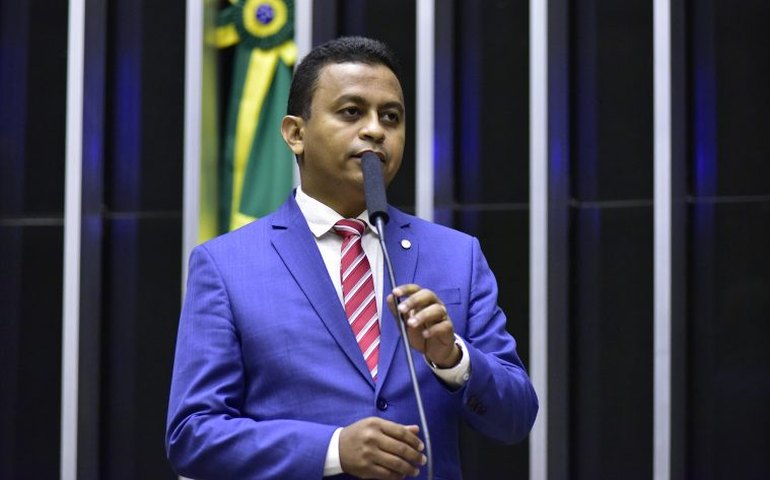 Comissão aprova projeto que beneficia entidades voltadas a pessoas com deficiência