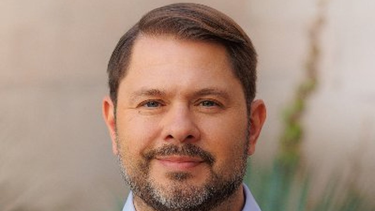 Democrata Ruben Gallego vence corrida contra republicana no Senado pelo Arizona
