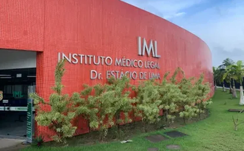 Mulher é encontrada morta dentro de piscina na parte alta de Maceió