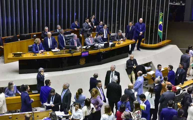 Líderes do Congresso dizem que não há acordo para volta do imposto sindical