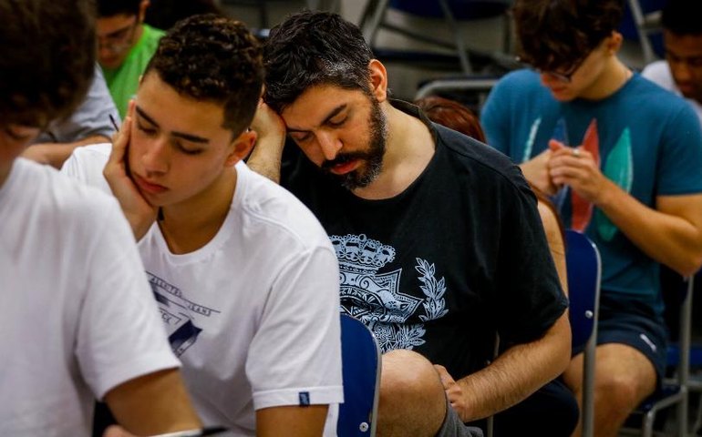 Fuvest divulga lista de convocados para a 2ª fase e locais de prova