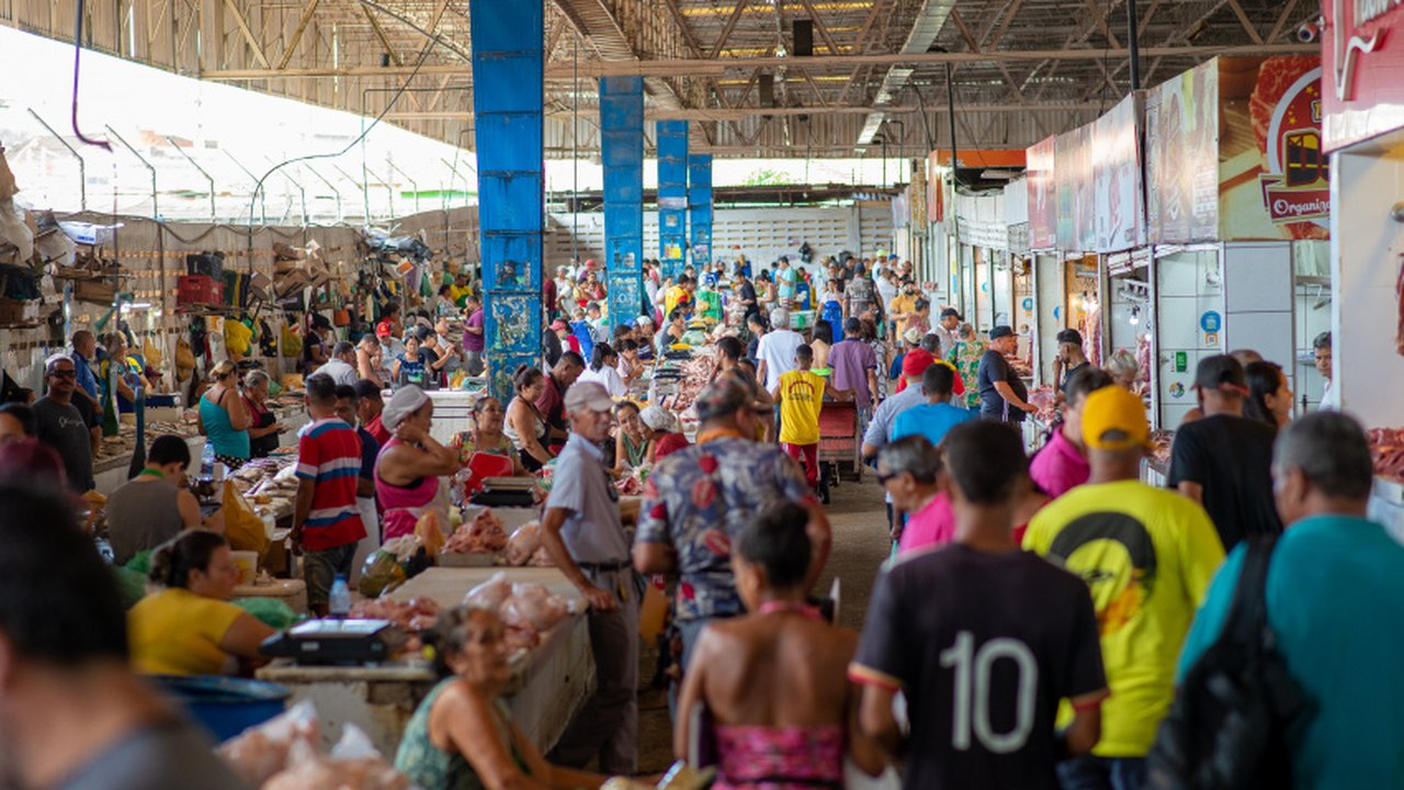 Confira os horários de funcionamento de mercados e feiras no Dia de Finados