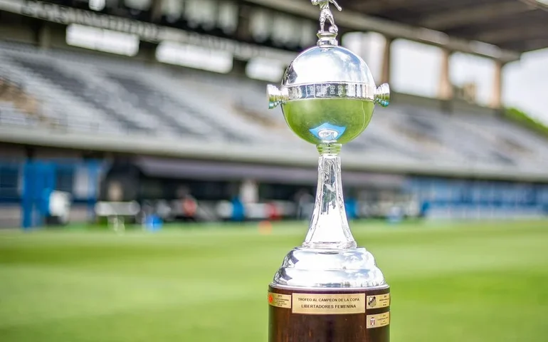 Corinthians desencanta na Libertadores Feminina com goleada arrasadora de 8 a 0 sobre o Adiffem