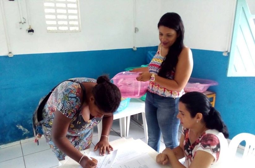 Gestantes de Pilar são beneficiadas com entrega do kit enxoval