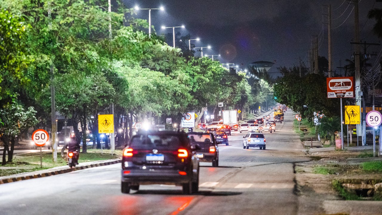Iluminação em LED alcança mais de 60km das principais vias urbanas de Maceió