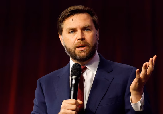 Trump escolhe senador J.D. Vance para candidato republicano a vice-presidente