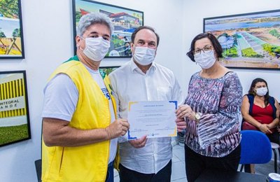 Prefeito Luciano dá posse aos membros do novo Conselho Municipal de Saúde