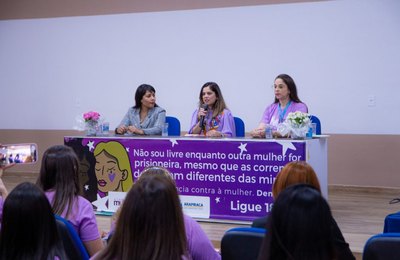 Seminário sobre Lei Maria da Penha promove reflexão e debate sobre violência doméstica, em Arapiraca