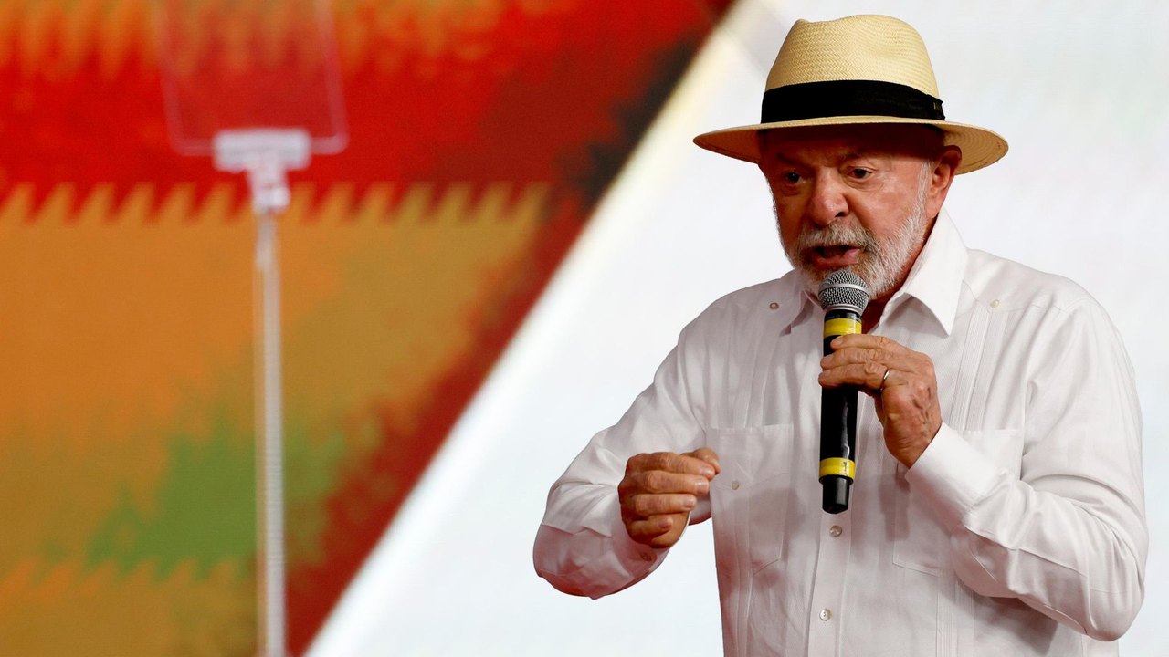 Crises na pré-campanha de Flávio Bolsonaro reforçam vantagem de Lula na Faria Lima, diz mídia