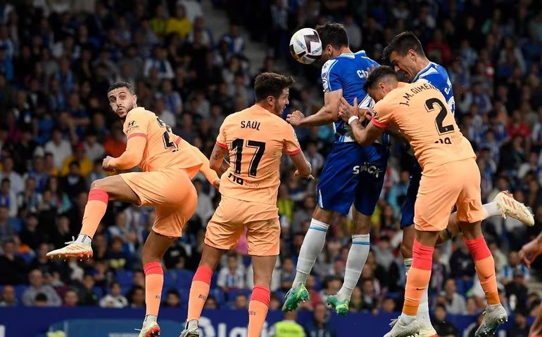 Atlético de Madrid abre 3 a 0, mas deixa Espanyol empatar e perde vice-liderança para o Real