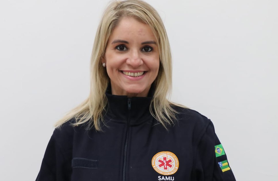 MEDICA KARINA MENDONÇA