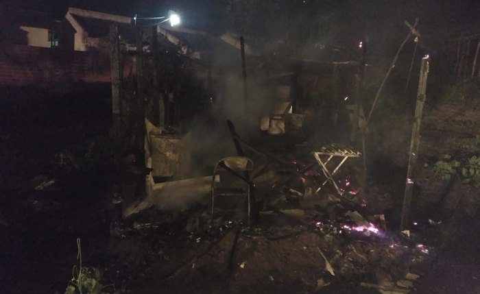 Incêndio destrói casas de lona em assentamento do MST