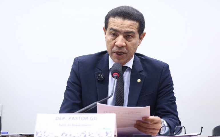 Projeto proíbe cobrança automática de pedágio sem transparência e canal de contestação