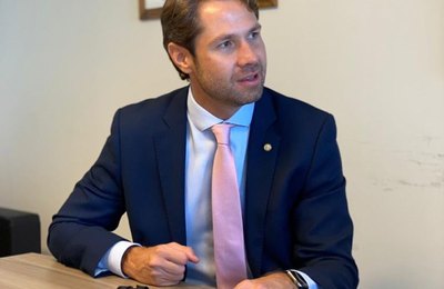 Pedro Vilela anuncia aprovação de PL que garante precatórios ao magistério
