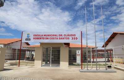 Inauguração do maior investimento na educação pública marca volta às aulas em Marechal Deodoro