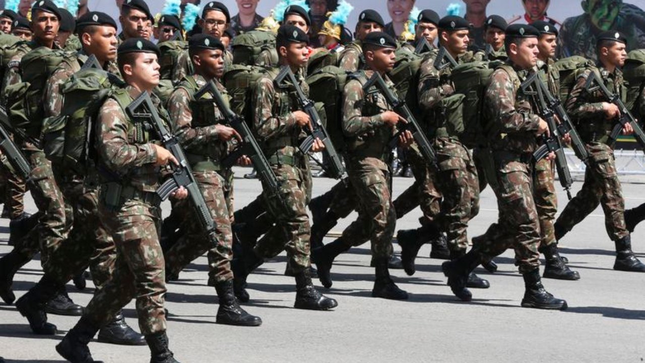 Exército não celebra aniversário do golpe de 1964; veja como foram os últimos anos