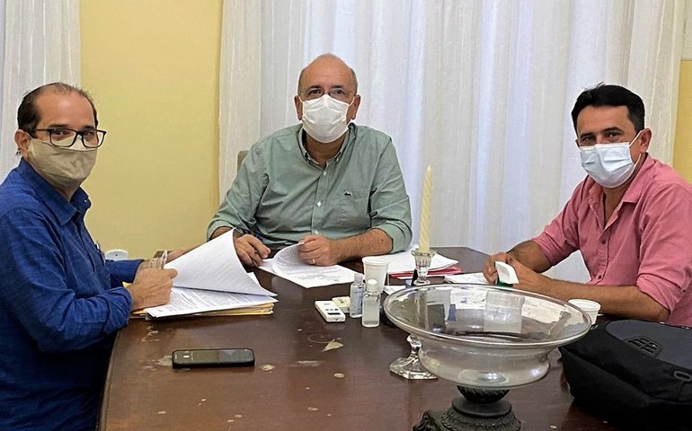 Prefeito Ronaldo Lopes transforma Distrito Industrial de Penedo em Polo Multissetorial