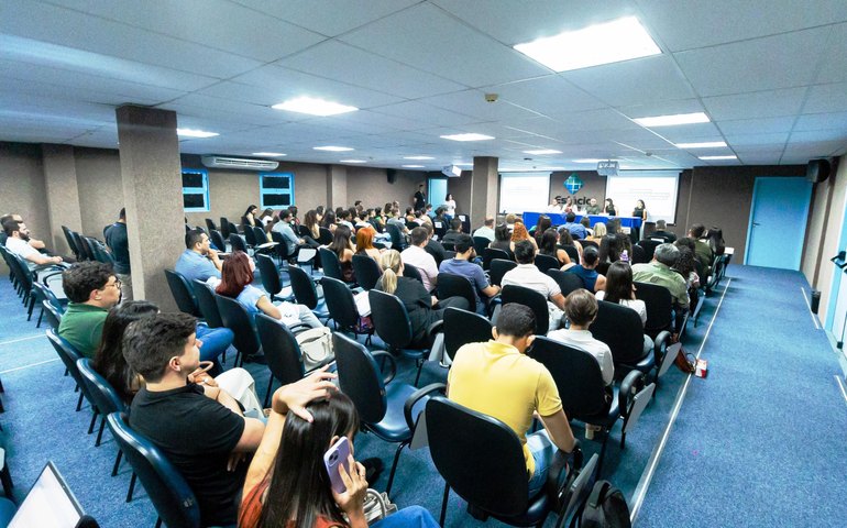 Sesau acolhe 66 novos residentes dos Programas de Residências dos Hospitais do Estado