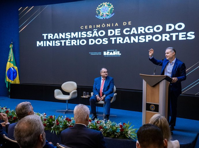 Renan Filho deixa Ministério dos Transportes após ciclo de avanços históricos na infraestrutura