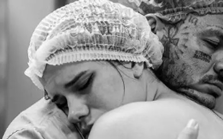 Toguro diz que namorada segue em 'estado gravíssimo' na UTI: 'Ela não merece isso'