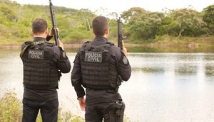 AGENTES-EM-INTERIOR-ARMA-SIMULACAO-MATO-BALACLAVA-8-1024x683 / Foto: Foto: SSP/SE