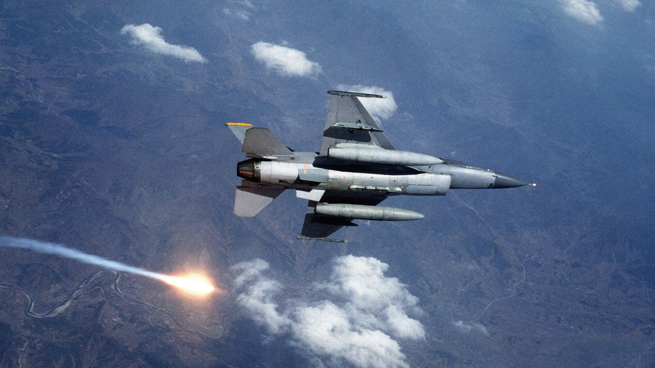 Piloto revela como entrega de caças F-16 dos EUA à Ucrânia prejudicou reputação do avião