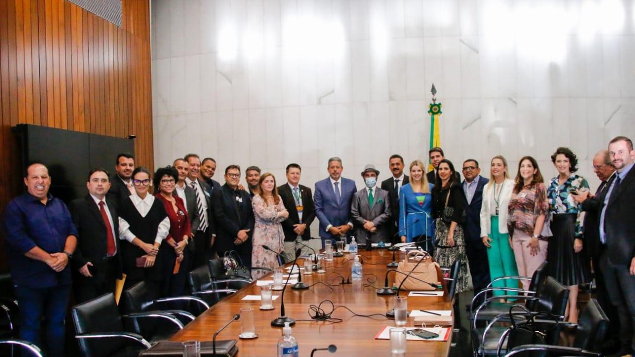 Marlan Ferreira intermedia reunião de Arthur Lira com representantes de consórcios públicos