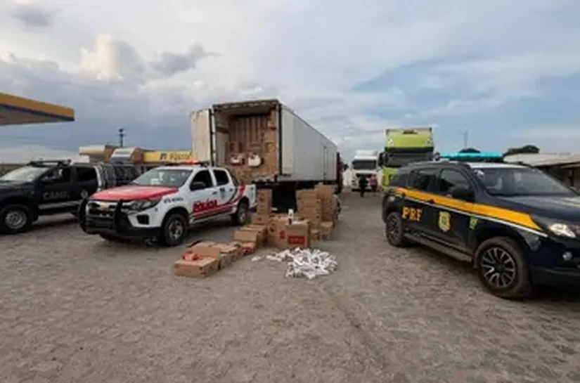 Carga de cigarros roubados avaliada em R$1,5 milhão é apreendida, em Alagoas