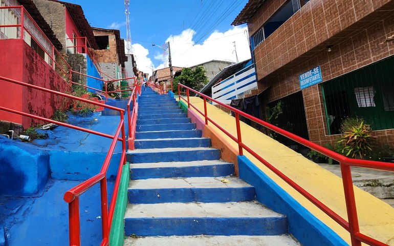 Governo de Alagoas conclui mais uma obra do programa Vida Nova nas Grotas