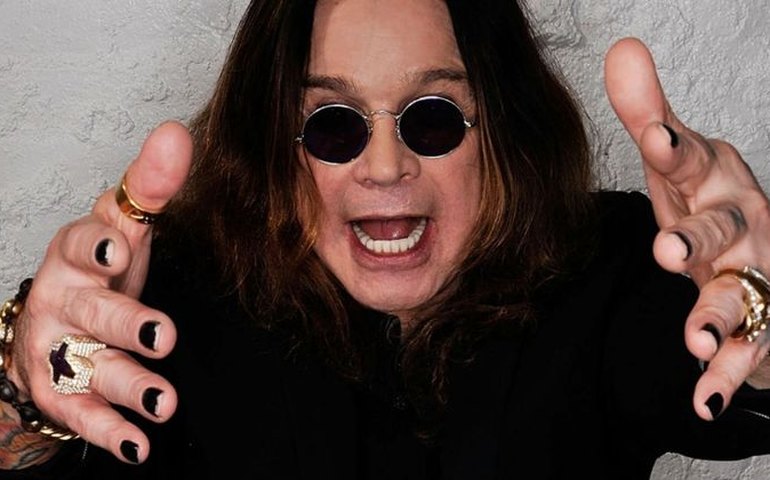 Ozzy Osbourne provou bacon vegano e achou parecido com pele ‘alienígena’