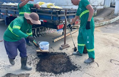 Prefeitura de Branquinha inicia Operação Tapa-Buracos para melhorar mobilidade e segurança nas vias