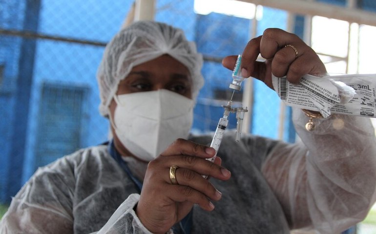 Estudantes da Escola Municipal Cláudio Daniel serão vacinados contra Covid-19